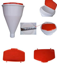 豬用干濕喂料器料桶高清圖片賞析——浙江黃巖花花豬塑料制品公司產(chǎn)品介紹